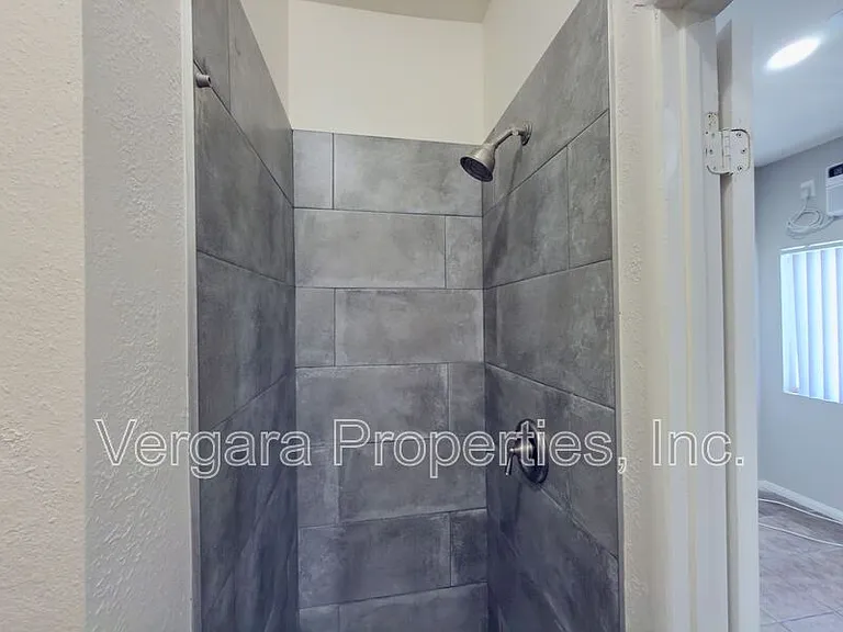 921 Sartori Ave #I — Photo 12