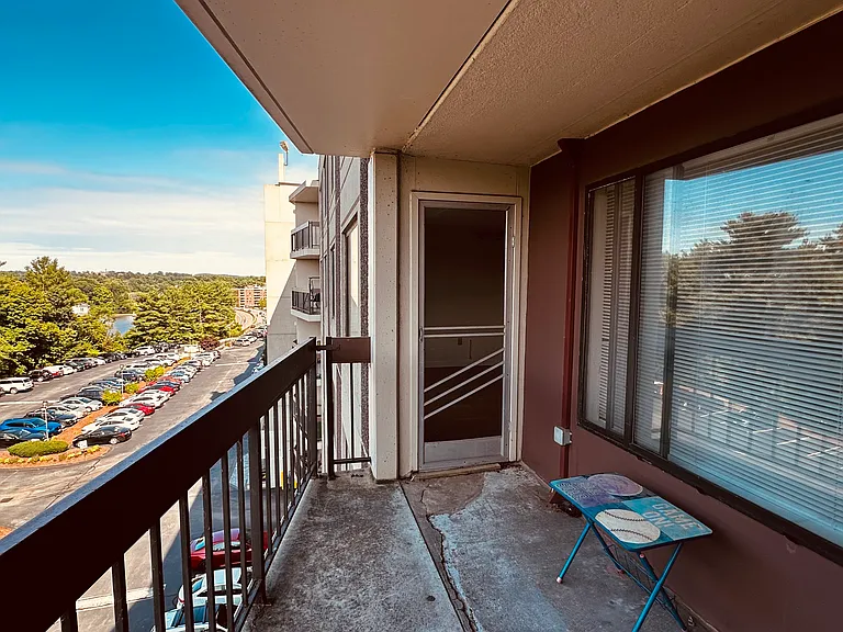 1550 Worcester Rd #526 — Photo 46