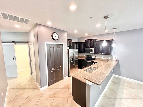 5th image of 8973 Azalea Sands Ln