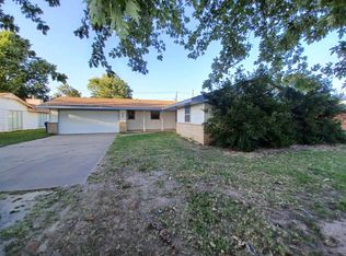 402 Breckenridge Rd, Enid, OK 73701
