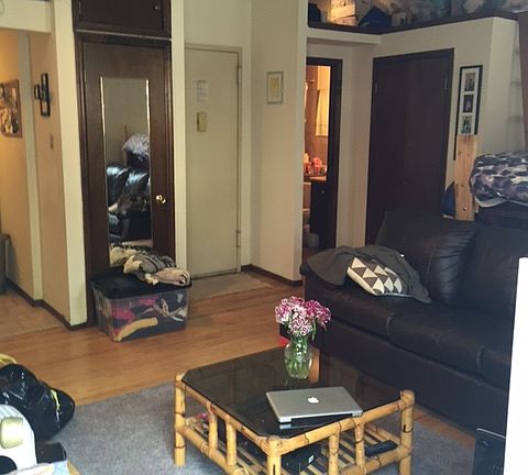 5th image of 51 W 70th St APT 3C