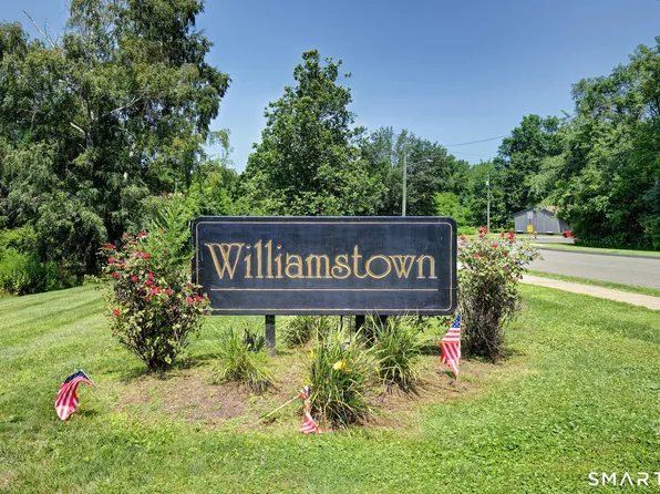 290 Williamstown Court #290, Newington, CT 06111