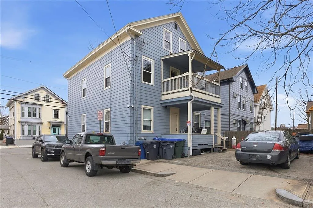 54 Candace St — Photo 1