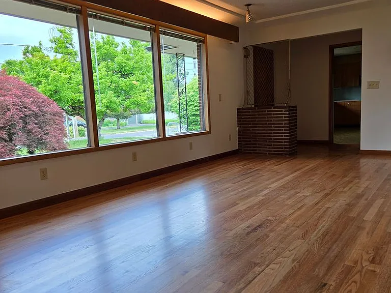 11440 NE Morris St — Photo 13