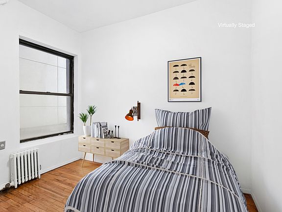4th image of 242 E 10th St APT 20