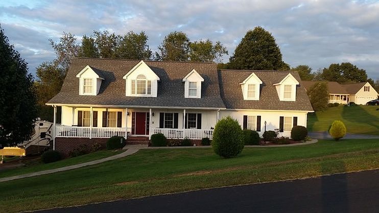 1st image of 18178 Breckenridge Ct