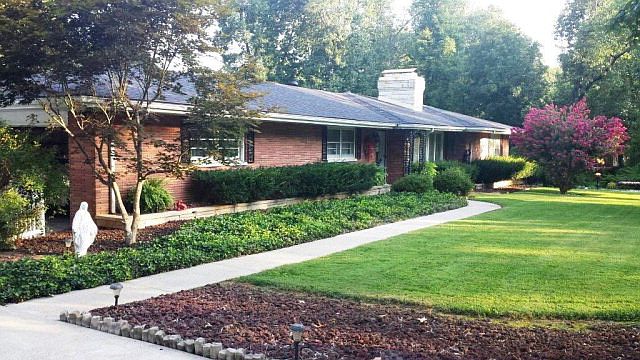 1st image of 1035 McPherson Dr