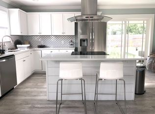 817 Bonita Rd, Atlantic Beach, FL 32233