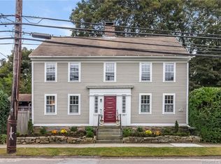 54 Water St, Guilford, CT 06437
