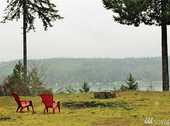 4th image of 936 NE Space Pl Lot D