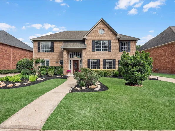 4531 Bermuda Dr, Sugar Land, TX 77479