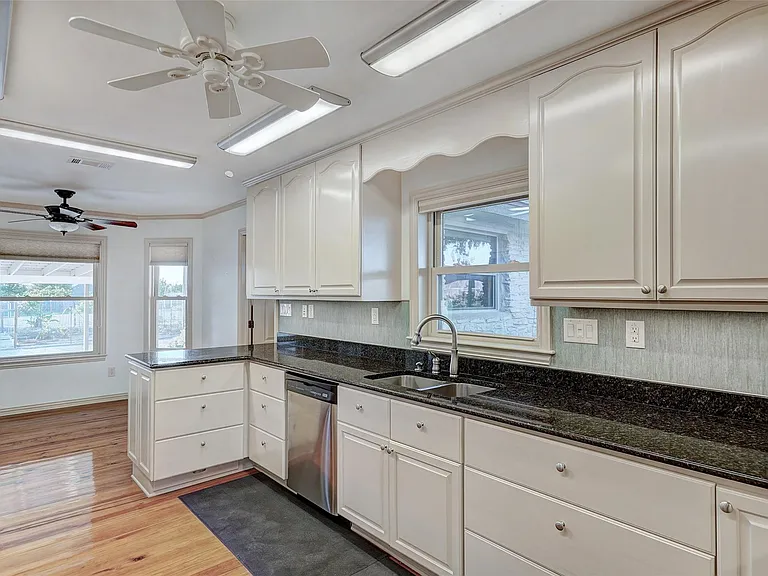 800 County Road 117 — Photo 20