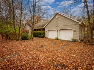 1812 Calico Rd, Marion, IL 62959