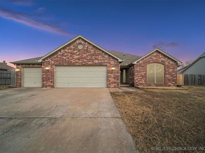 11213 S 275th East Ave, Coweta, OK, 74429