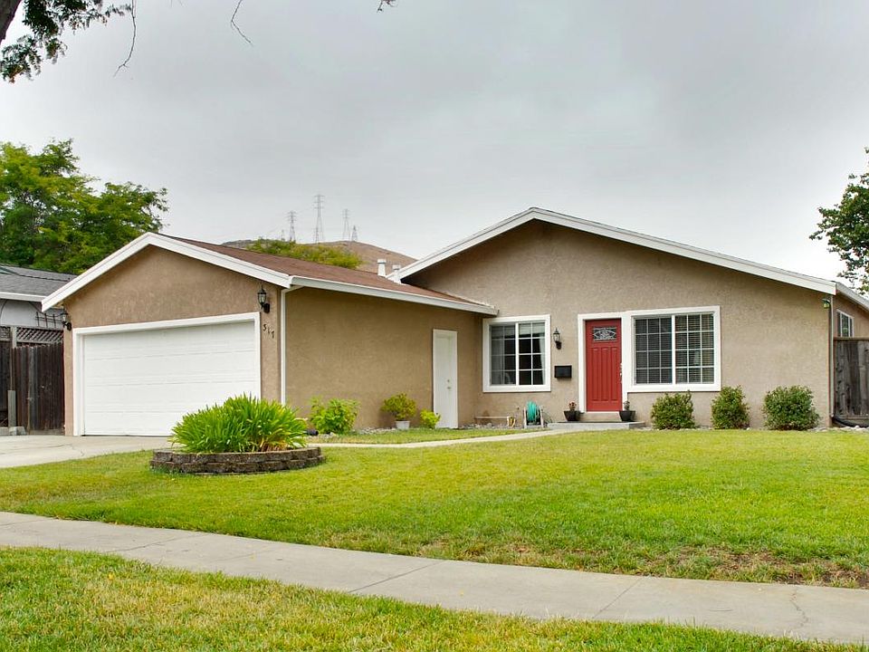 1st image of 317 Bromley Cross Dr