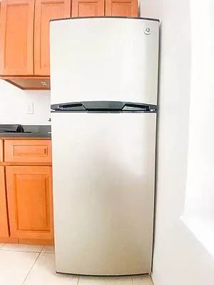 Rented by RealTegrity NY LLC | media 16