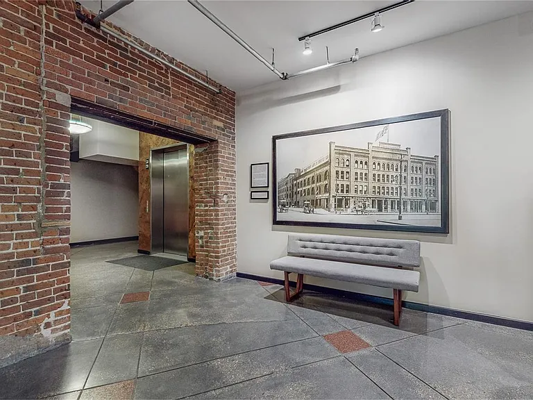 1720 Wynkoop St #411 — Photo 37