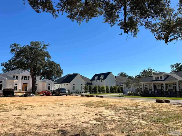 581 Chipley Ave, Pensacola, FL 32503