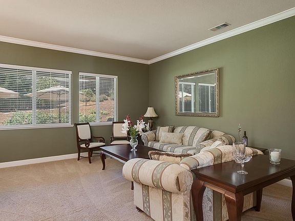 5th image of 3657 Mira Loma Dr