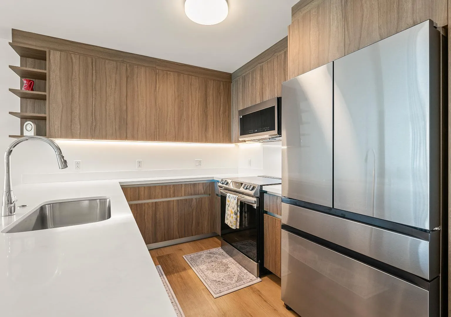 1515 Liona St. #2304 - #2304 — Photo 3