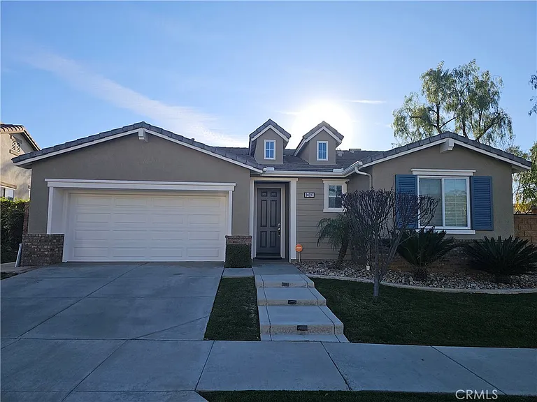 34237 Aurora Ct — Photo 1