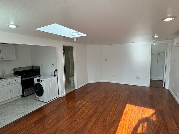 5th image of 6909 Lincoln Oaks Dr