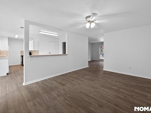 4th image of 3337 Tarkio Rd