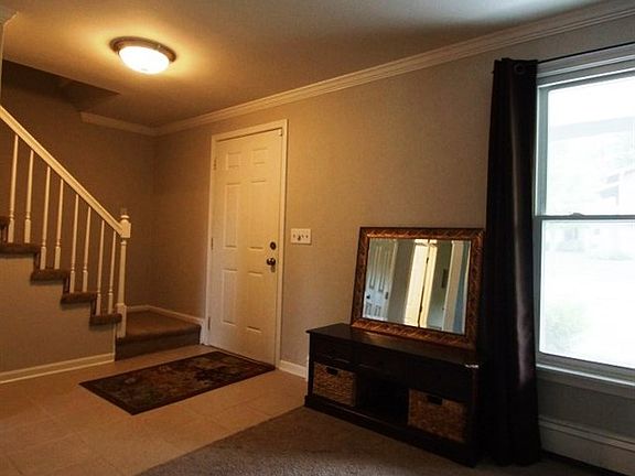 4th image of 7123 Chartercrest Dr