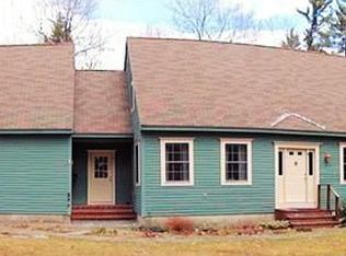 11 S Shore Rd, Raymond, ME 04071