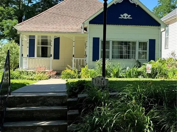 1814 Scott St, Saint Joseph, MO 64503