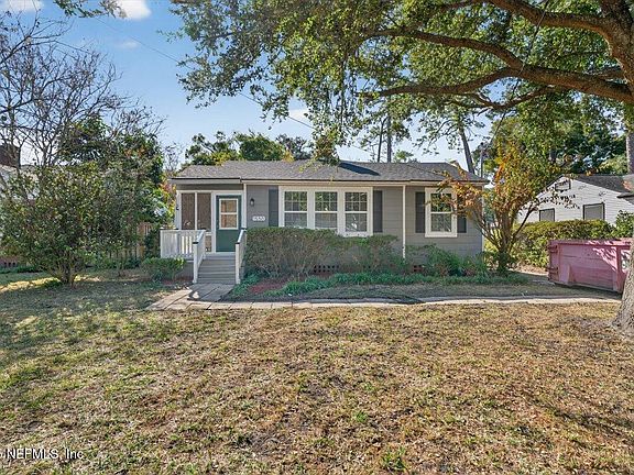 3rd image of 1550 PARRISH Place