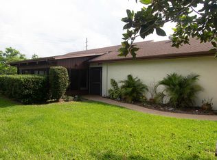 407 Willow Tree Dr, Melbourne, FL 32940