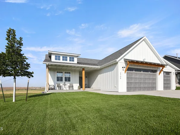 2709 44th Ave W, Williston, ND 58801