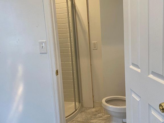 4th image of 14 N 42nd St #1-2
