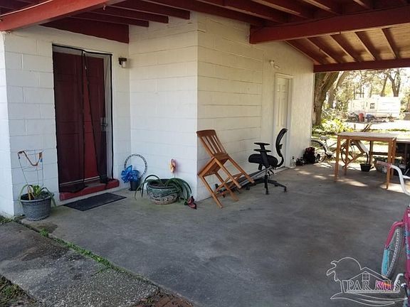 5th image of 18 Cloverland Ct