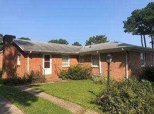 1058 Timberneck Rd, Deltaville, VA 23043