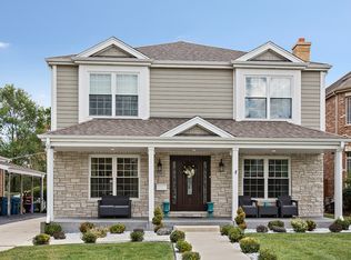 356 W Hillside Ave, Elmhurst, IL