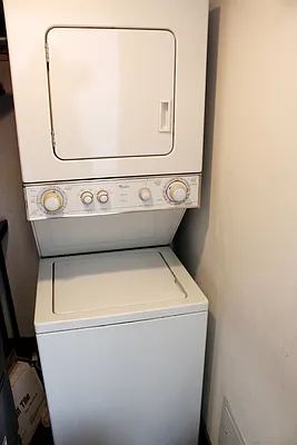 Rented by Premier Metro Realty Corp | media 49