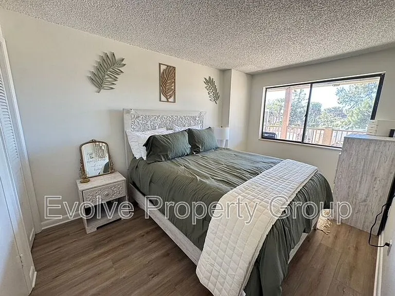 2450 Ocean Shore Blvd #3 — Photo 12
