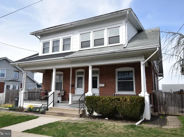 29 W Broad St, Shillington, PA 19607