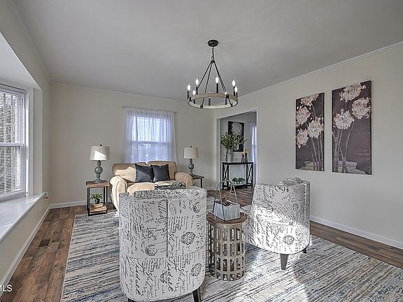 4th image of 1512 Lakeview Drive