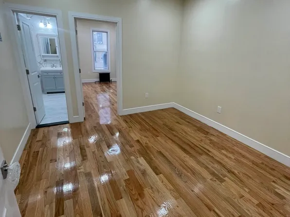 32-14 30th Street image 8 of 14