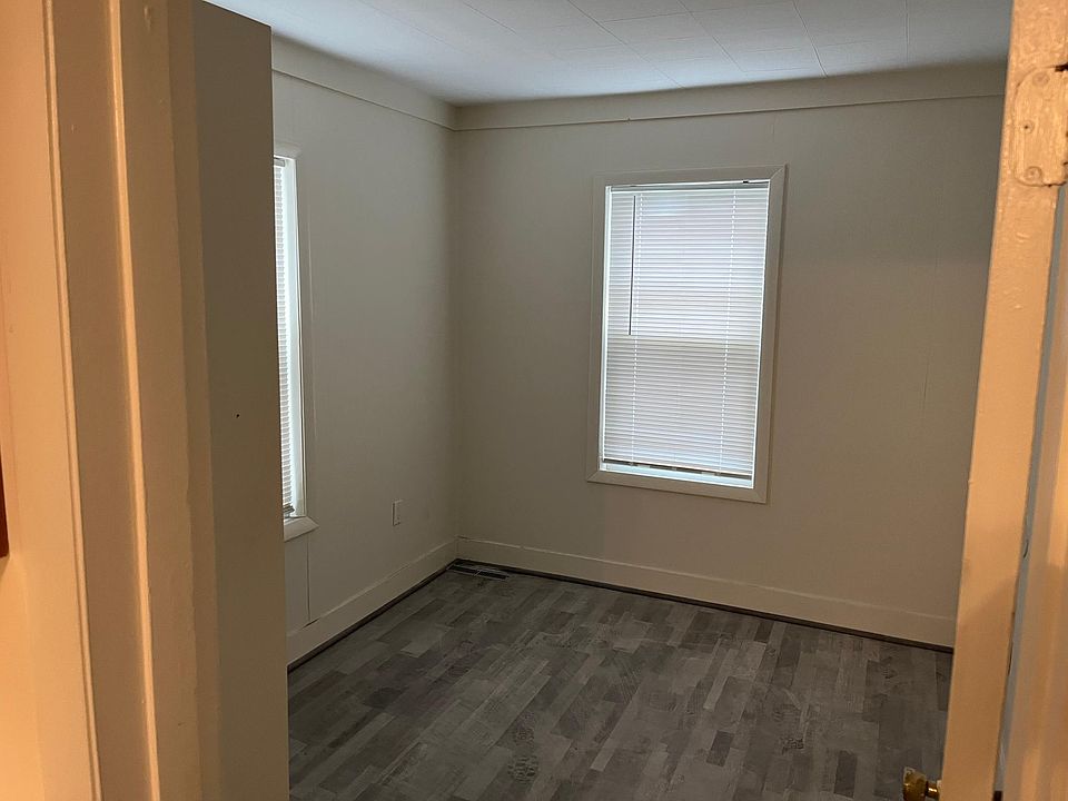 2nd image of 8 Gorman Ave #1