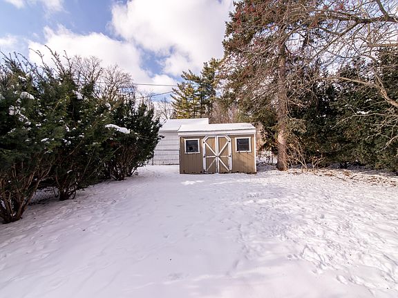 2nd image of 1334 Miller Ave