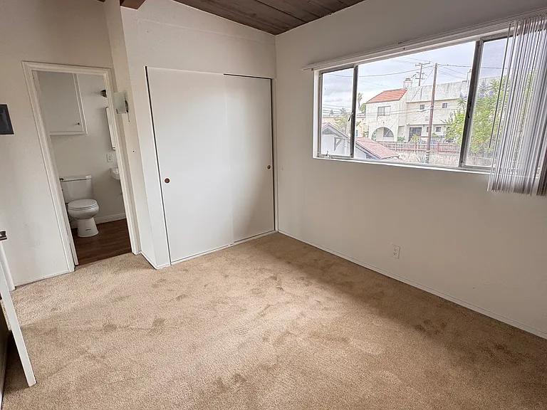 4051 La Rica Ave #12 — Photo 10
