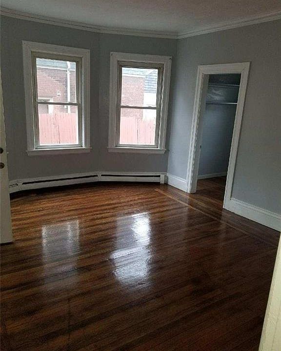 2nd image of 20 Stanwood St