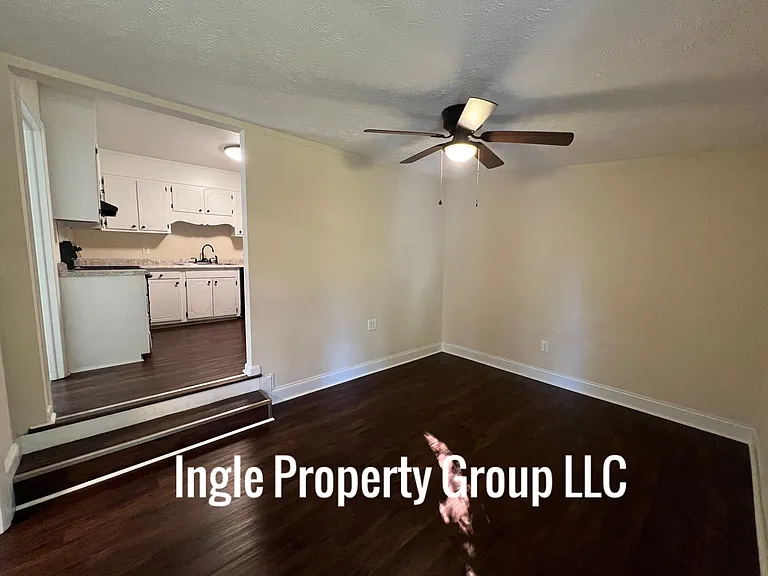 2nd living room