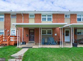 893 E Kings Ct, York, PA 17403