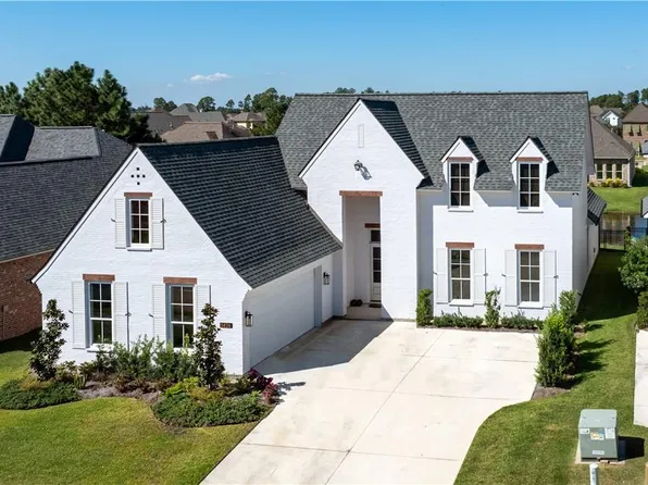 5826 Weeping Willow Dr, Lake Charles, LA 70605