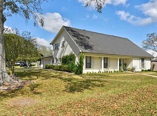 514 Edgewood Dr, Thibodaux, LA 70301